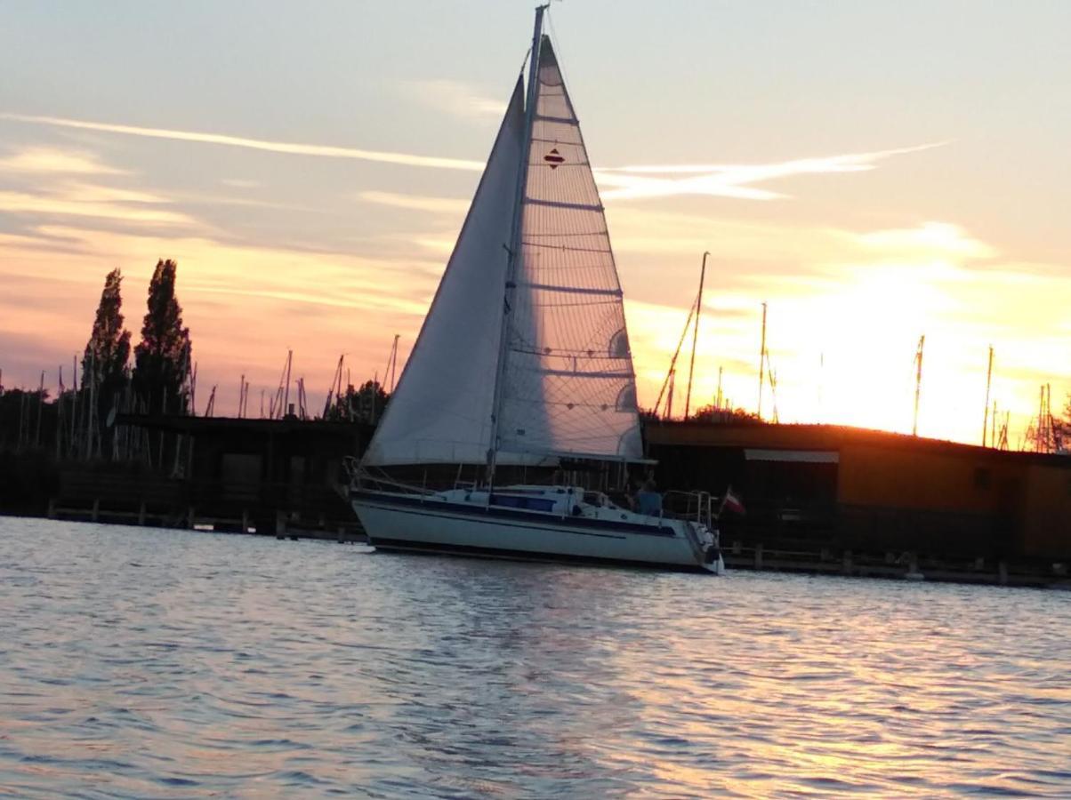 Pfahlbau Sunset II Toplage Inklusive Elektroboot Rust Εξωτερικό φωτογραφία
